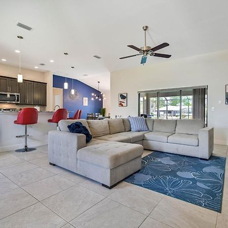 فيلا Centrally Located Cape Coral Oasis On Fresh Water المظهر الخارجي الصورة